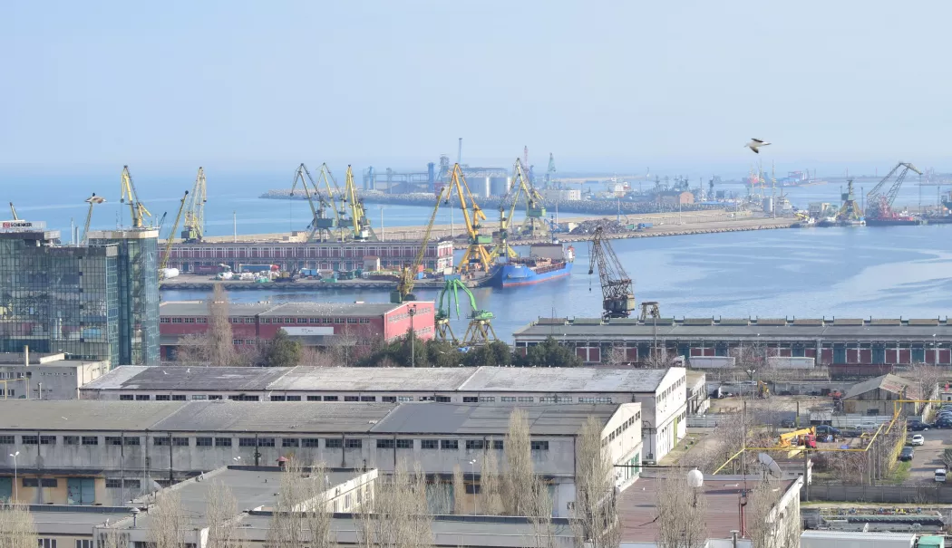 Foto - Portul Constanța, în alertă! Reguli stricte pentru manipularea și depozitarea îngrășămintelor chimice