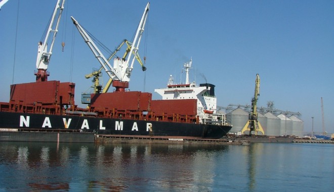 99 nave și-au anunțat sosirea  în porturile maritime românești - port1-1337095634.jpg