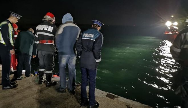Accidentul din Portul Constanța, o TRAGEDIE. Trupul bărbatului, căutat și de scafandrii militari - port1-1575912030.jpg