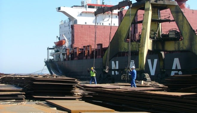Porturile maritime vor avea mai puțină birocrație în vamă - port2-1373471032.jpg