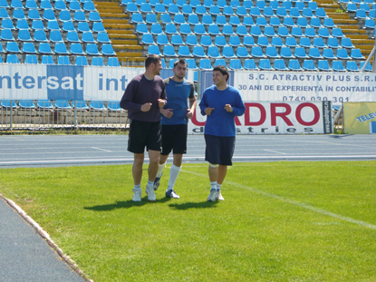 Prezență inedită în poarta Farului - portar-1305721349.jpg