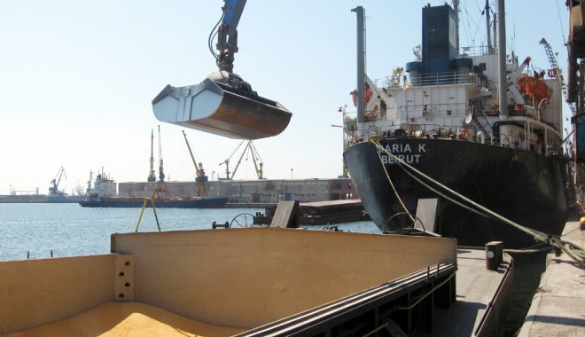 Invazia cerealelor în portul Constanța - portconstantaiulie20127-1372860069.jpg
