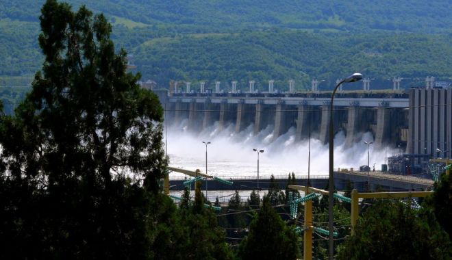 Curtea de Conturi a făcut plângere la Parchet, după un control la Hidroelectrica - portiledefier-1698693694.jpg