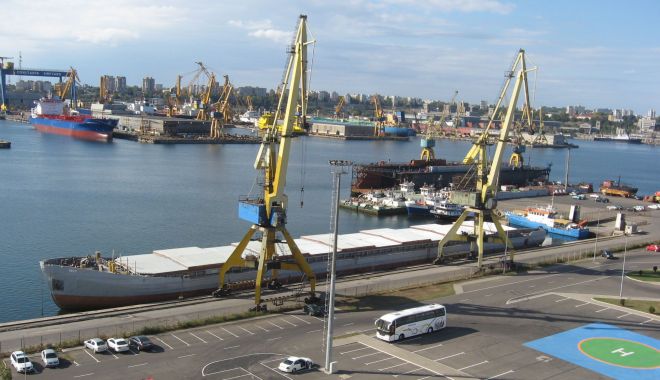 Portul Constanța așteaptă de prea mulți ani să fie scos din starea de semi-izolare - portulconstantaasteapta4-1591887762.jpg