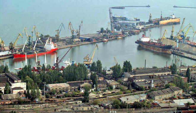 Porturile din Crimeea au pierdut jumătate din trafic - porturi-1404056237.jpg
