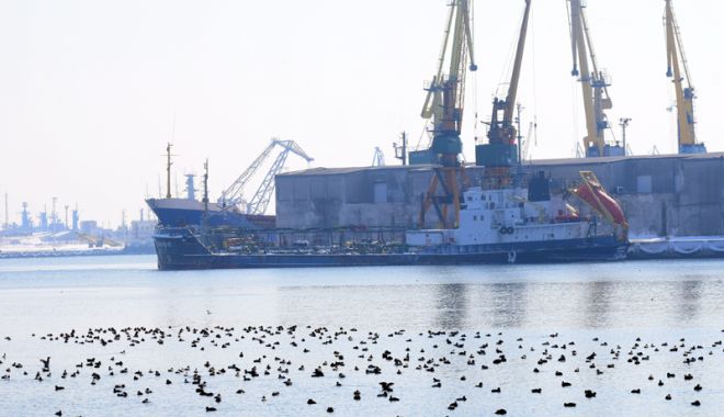 Porturile maritime au pierdut venituri de peste 3 milioane de euro, în doar patru zile - porturile11-1519925405.jpg