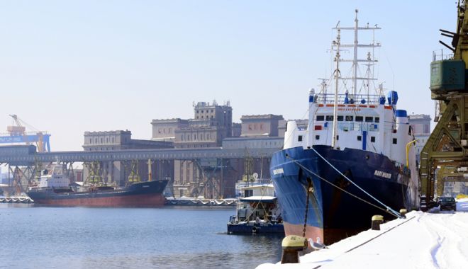 Porturile maritime au pierdut venituri de peste 3 milioane de euro, în doar patru zile - porturile2-1519925344.jpg