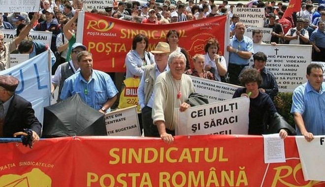 Peste 5.000 de poștași protestează în București - posta-1399796716.jpg