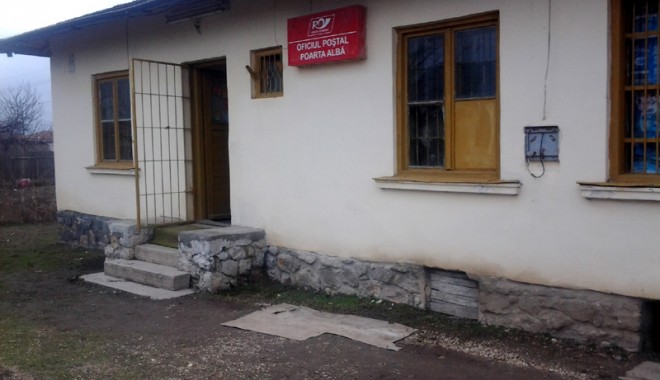 Au fost prinși hoții care au jefuit Poșta Poarta Albă - postapoartaalbacartiervia-1361800207.jpg