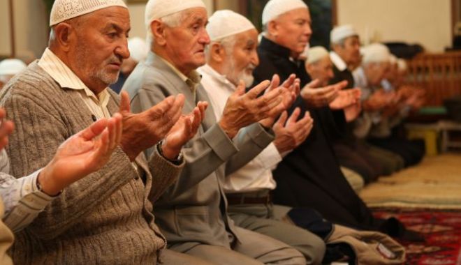 Membrii comunității musulmane din Constanța se pregătesc de Ramazan - postfotoadevarul-1679504046.jpg