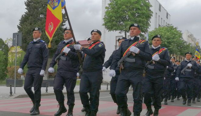 Vreți să fiți jandarmi? Mai aveți timp să depuneți cererile de înscriere - potidevenijandarmsursaijjconstan-1595357334.jpg