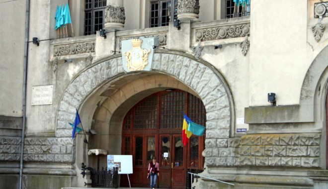 Povestea celui mai sărac dintre monarhii europeni, la Constanța - povesteaceluimaisarac-1408722471.jpg