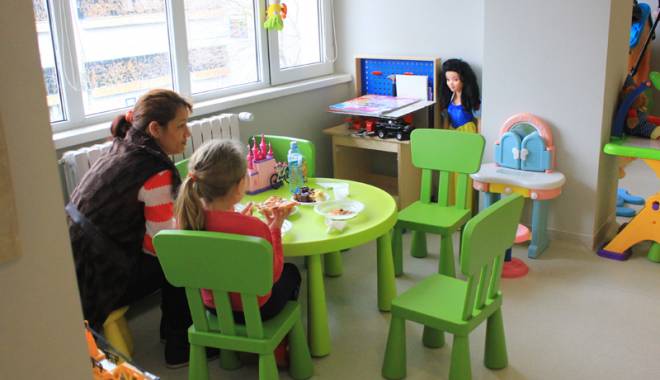 Poveștile cutremurătoare  ale copiilor abandonați  în Spitalul Județean Constanța - povestilecutremuratoarecentrulme-1426426514.jpg