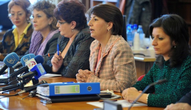 Organizația de Femei a PDL își alege noul lider - poz99351024x681-1318664632.jpg