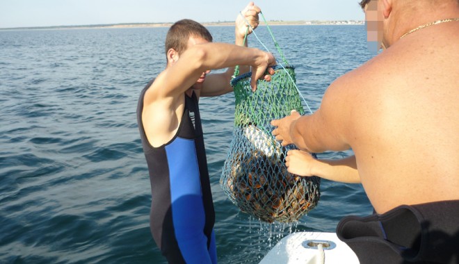Cinci cetățeni bulgari făceau scufundări ilegale la Vama Veche - poza-1313579404.jpg