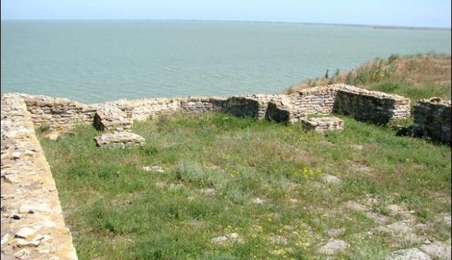 Cinci motive să vizitezi circuitele turistice din Dobrogea - poza-1339839614.jpg