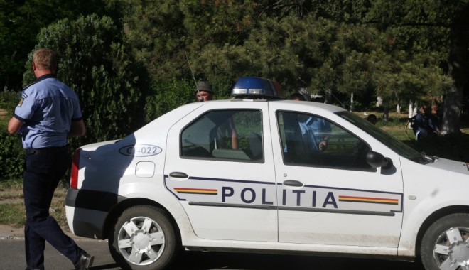 Furt dintr-un magazin de telefoane, în centrul Constanței - poza-1371547414.jpg