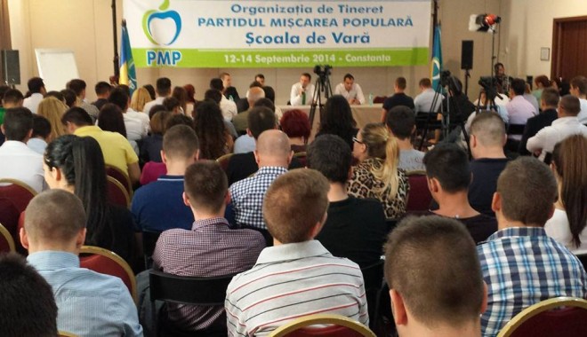 Basescu și Udrea, așteptați la Școala de Vara a tinerilor din PMP - poza-1410602340.jpg