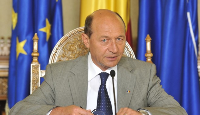 Președintele Traian Băsescu a promulgat legea privind finanțele publice - poza1377533414-1381749000.jpg