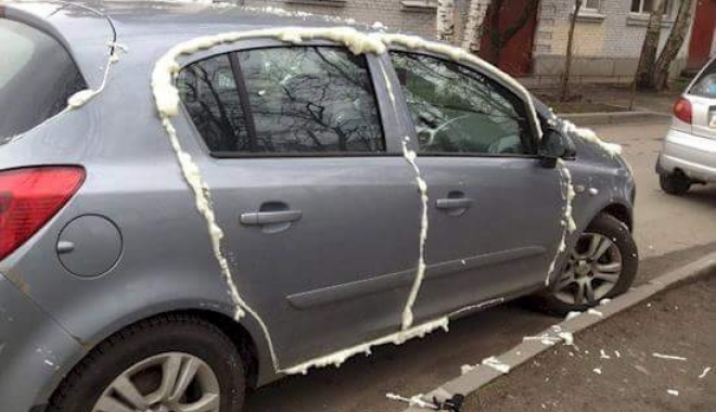 IMAGINEA ZILEI / RĂZBUNAREA UNEI FEMEI FURIOASE - pozamasina-1506418943.jpg