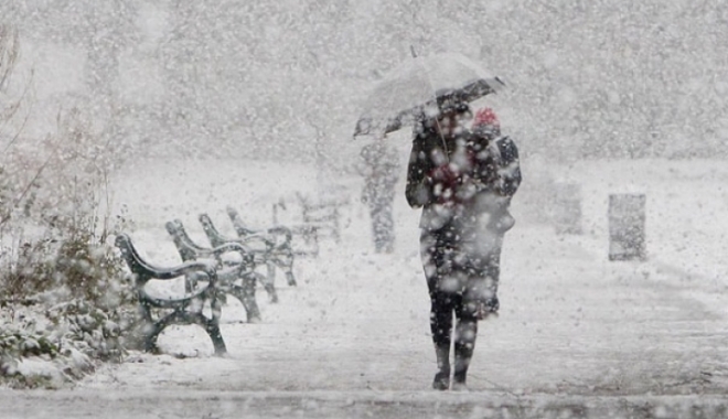 ATENȚIONARE METEOROLOGICĂ. Se întoarce iarna: cod galben de ninsori și vânt puternic - pp-1490442228.jpg