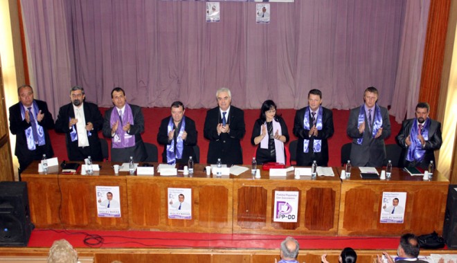 PP-DD și-a prezentat proiectele la Clubul SNC - ppdd1-1338311008.jpg