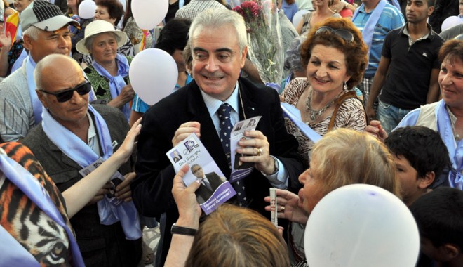 Dinu Gheorghe: 