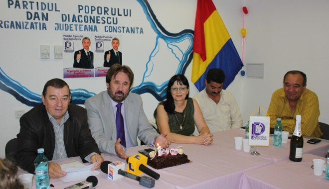 Nicoleta Ploscaru renunță la oferta PP-DD - ppdd27-1350504013.jpg