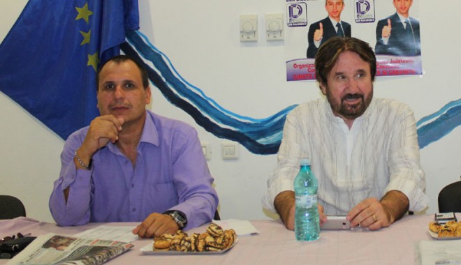 Pe cine trimite Dan Diaconescu în lupta parlamentară la Constanța - ppdd5-1351018743.jpg