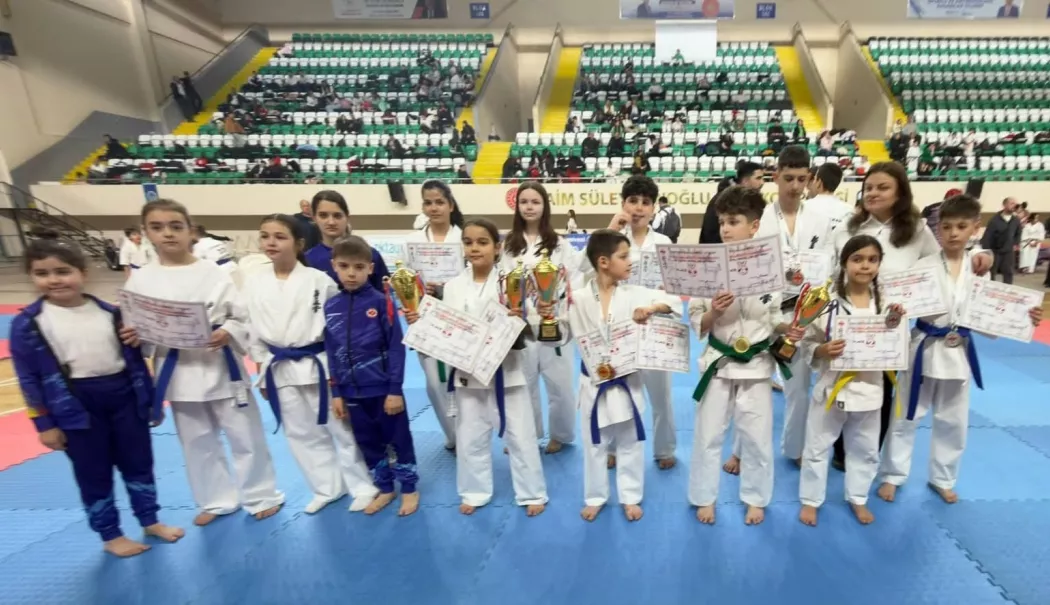 Rezultate excepționale la Campionatul Balcanic de Karate Kyokushin pentru sportivii constănțeni - pr-1773760587.webp