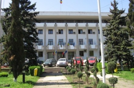 Ședință de fond funciar la Prefectură - prefectura-1326183212.jpg
