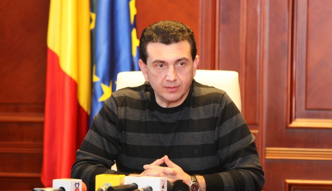 Palaz recomandă constănțenilor să rămână în județ - prefectura-1327563982.jpg