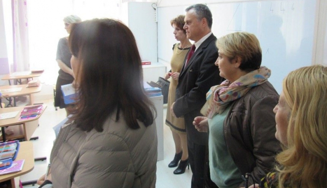 Prefectul Adrian Nicolaescu, vizită în cinci unități școlare din Constanța - prefectura-1477588725.jpg