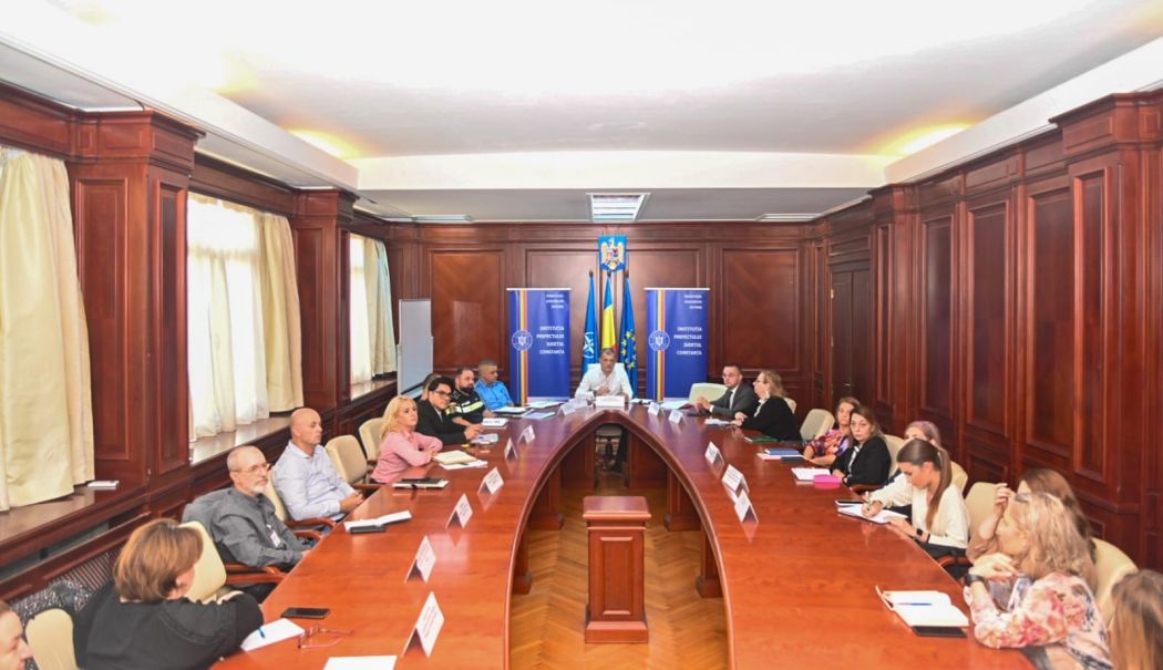 Siguranța școlară în județul Constanța, prioritară pe agenda prefectului Silviu Coșa - prefectura-1727108215.jpg