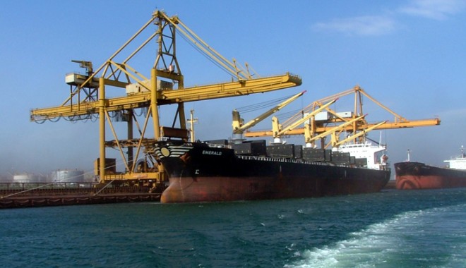 Industria portuară are șapte premianți în 2011 - premianti-1324055485.jpg