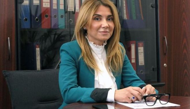 Premieră la Registrul Auto Român! O femeie a preluat conducerea instituției - premiera-1646135275.jpg