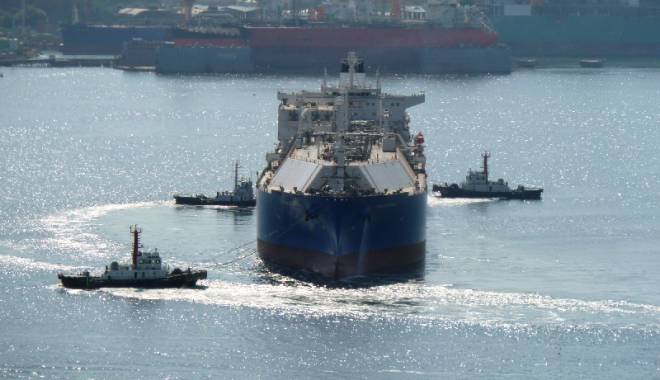 Premieră în shipping-ul internațional - premiera1-1450025974.jpg