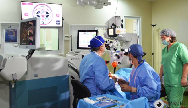 Premieră în oftalmologia constănțeană: Operatie de cataractă cu Laser - premiera2-1433427122.jpg