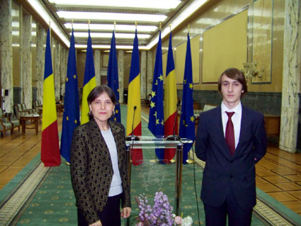 Olimpicii internaționali și-au primit banii de la Guvern - premiereolimpici-1387377854.jpg