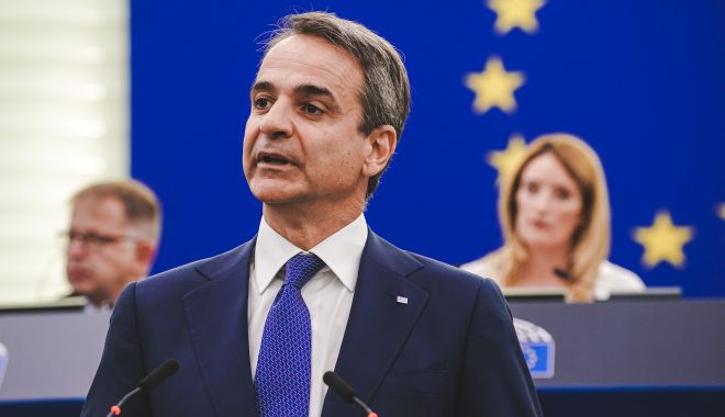 Premierul grec se aşteaptă la venituri din turism de cel puţin 18 miliarde de euro în 2022 - premiergrec-1671632059.jpg