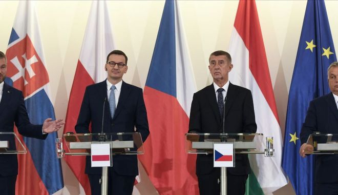 Premierii central-europeni au aniversat împreună trei decenii de la 