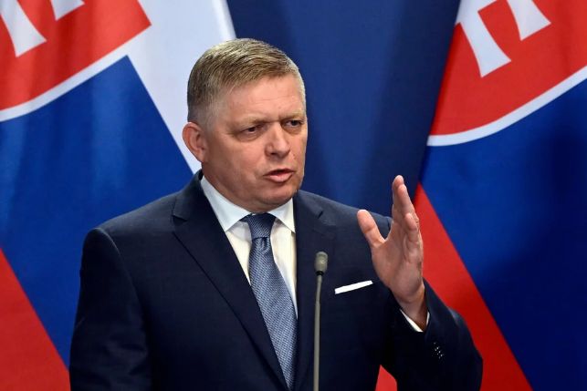 Premierul slovac: „UE ar trebui să renunțe la sancțiunile asupra petrolului și gazelor rusești“ - premierul-1775394944.webp
