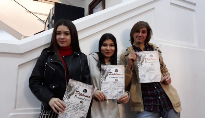 Elevii Colegiului Național de Arte 
