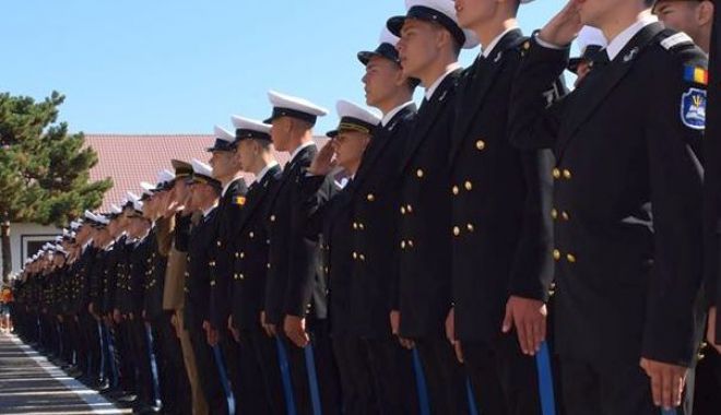 Elevii Colegiului Național Militar 