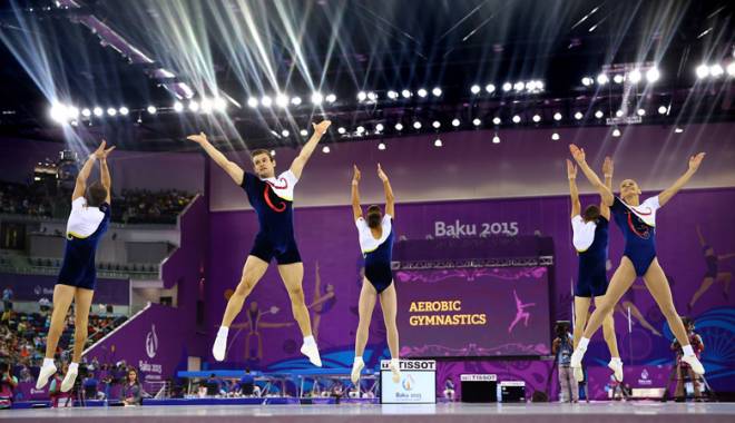 Premii în bani pentru performanțele constănțenilor la Baku 2015 - premiicsfarul-1444760674.jpg