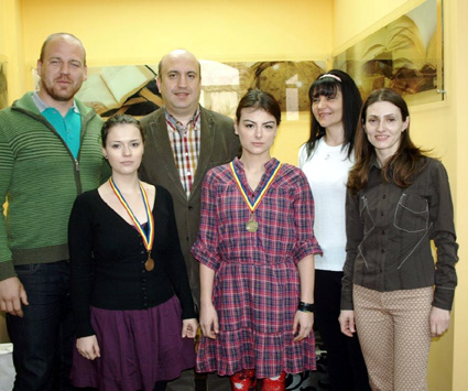 Diplomă de excelență pentru Facultatea de Arte - premiuovidius-1366038345.jpg