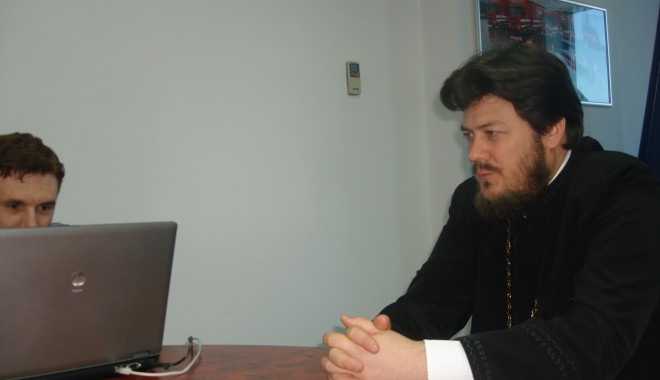 INTERVIU ONLINE. Preotului EUGEN TĂNĂSESCU a fost prezent în redacția Cuget Liber. Iată cum a răspuns întrebărilor tale! - preottanasescu-1395399897.jpg