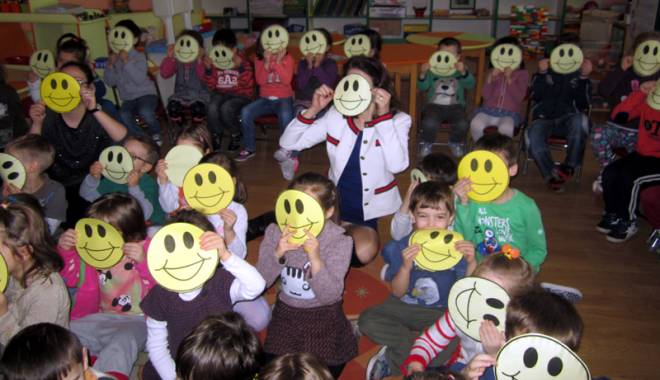 Preșcolarii, recompensați pentru cel mai frumos zâmbet - prescolarii-1427137002.jpg