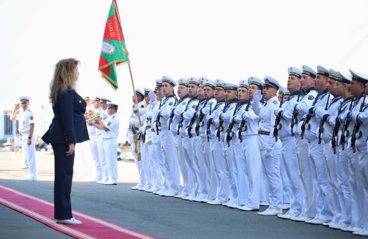 Foto - Președinta Bulgariei, convinsă de pregătirea Marinei Militare după exercițiul Breeze 2026