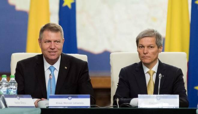 Întâlnire Klaus Iohannis - Dacian Cioloș la Cotroceni - presedinteleklausiohannissipremi-1452526762.jpg
